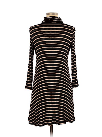 American Eagle Outfitters Casual Dress (view 2)