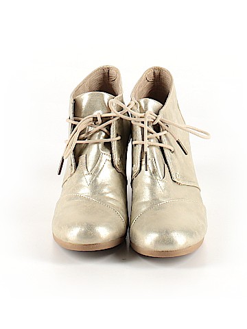 TOMS Ankle Boots (view 2)