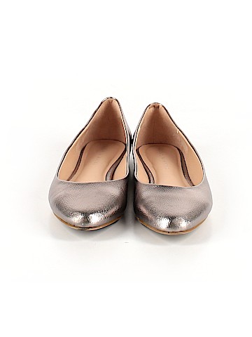 Kelly & Katie Flats (view 2)