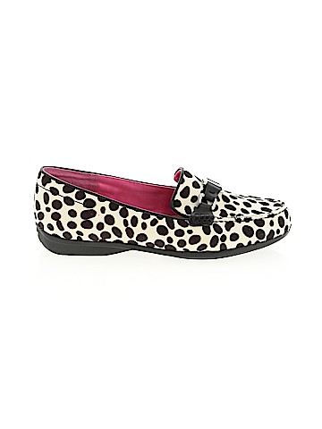 Isaac Mizrahi New York Flats (view 1)