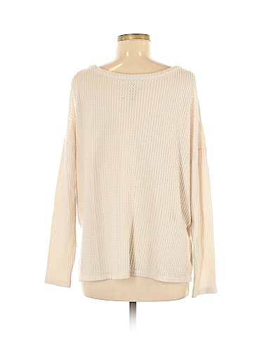 American Eagle Outfitters Long Sleeve Top (view 2)