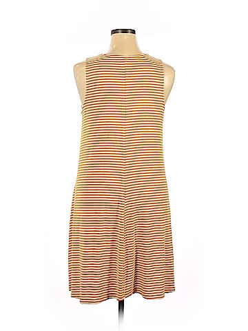 Old Navy Casual Dress (view 2)