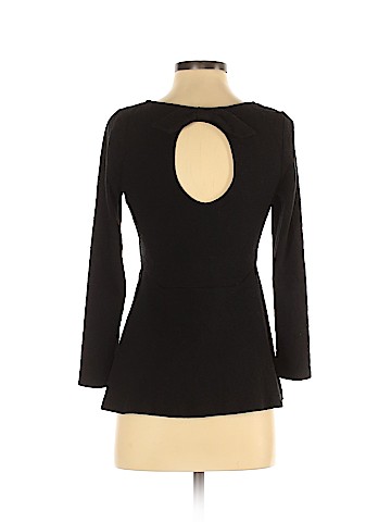 Leifsdottir 3/4 Sleeve Top (view 2)