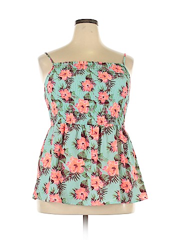 No Boundaries Sleeveless Blouse (view 1)