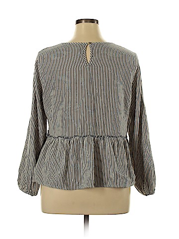 Universal Thread Long Sleeve Blouse (view 2)