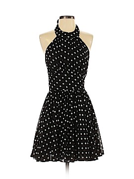 Moda International Size 2