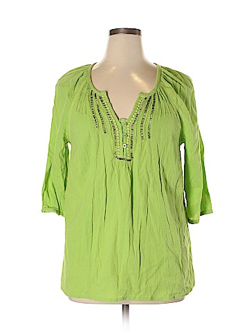 Liz & Me 3/4 Sleeve Blouse (view 1)