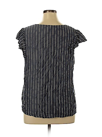 Old Navy Short Sleeve Blouse (view 2)