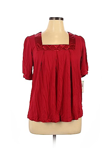 Attention Short Sleeve Top (view 1)