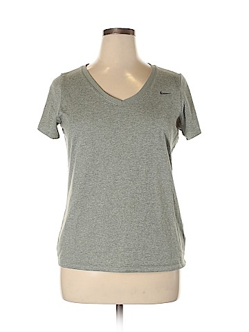 Nike Short Sleeve T-Shirt (view 1)