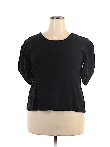 Hinge Short Sleeve Blouse (view 1)