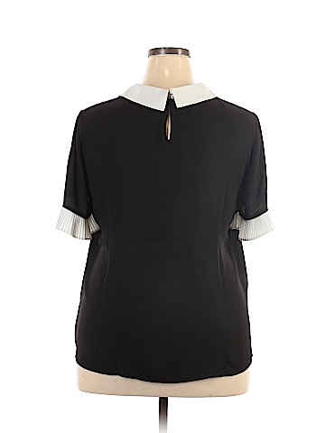 CeCe Short Sleeve Blouse (view 2)