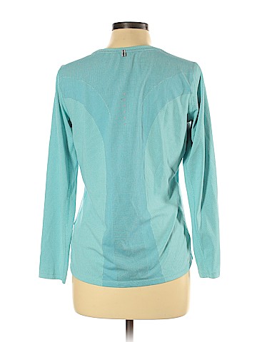 Nike Active T-Shirt (view 2)