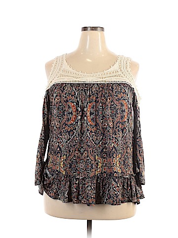 Maurices Long Sleeve Top (view 1)