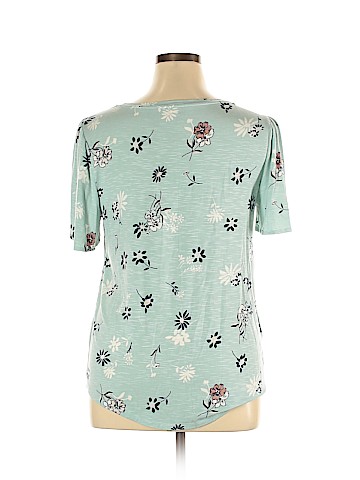 Ann Taylor LOFT Outlet Short Sleeve Top (view 2)