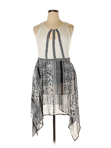 Venus Casual Dress (view 1)