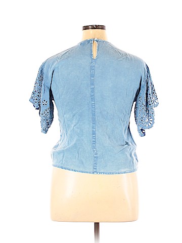 Style Envy Short Sleeve Top (view 2)