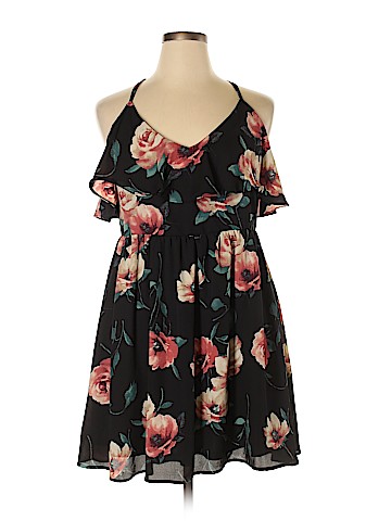 Xhilaration Casual Dress (view 1)