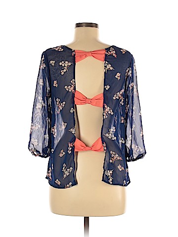 Charlotte Russe Short Sleeve Blouse (view 2)