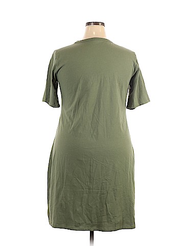 Old Navy Casual Dress (view 2)