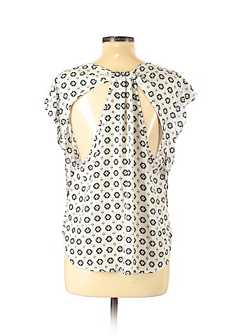 Charlotte Russe Sleeveless Blouse (view 2)