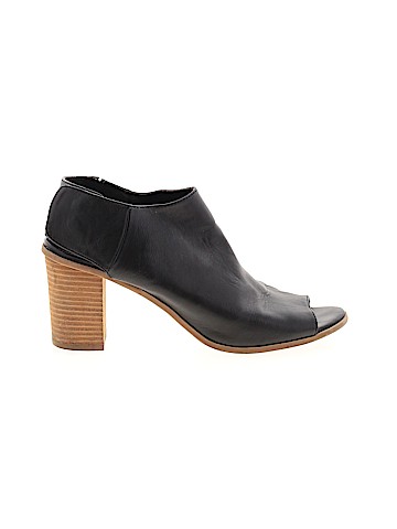 Mossimo Heels (view 1)