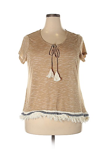 Cato Short Sleeve Top (view 1)