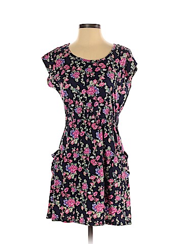 Forever 21 Casual Dress (view 1)