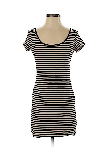 H&M Casual Dress (view 1)