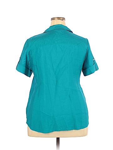 Roz & Ali Short Sleeve Button-Down Shirt (view 2)