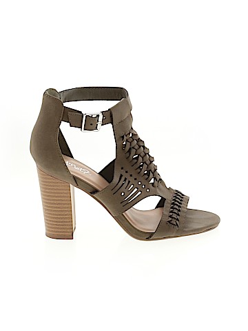 Y-Not? Heels (view 1)