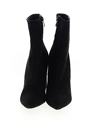 PrettyLittleThing Boots (view 2)