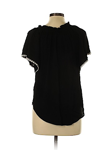 No Boundaries Short Sleeve Top (view 2)