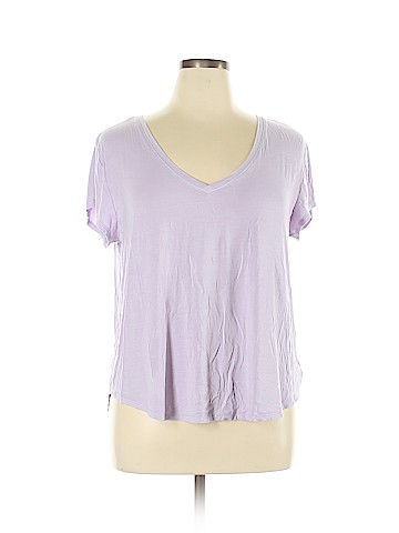 American Eagle Outfitters Short Sleeve T-Shirt (view 1)