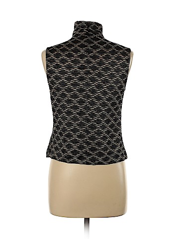 St. John Sleeveless Top (view 2)