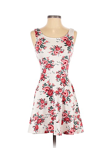 H&M Casual Dress (view 1)