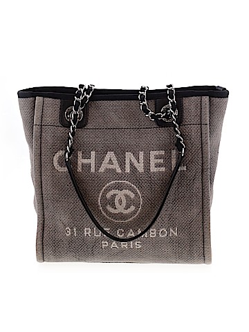 Chanel Tote (view 1)