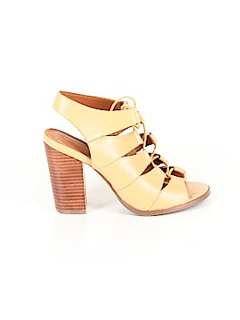 Saks Fifth Avenue Size 7