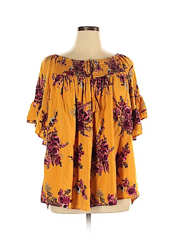 Terra & Sky 3/4 Sleeve Blouse (view 1)