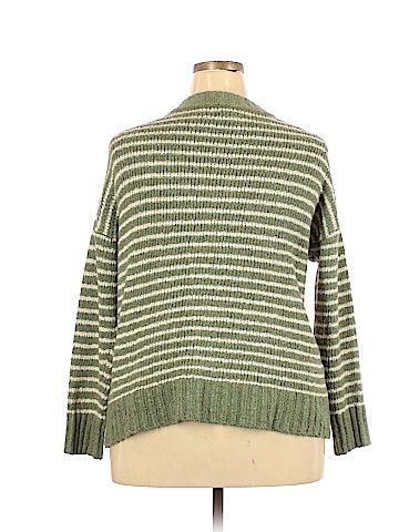 American Eagle Outfitters Pullover Sweater (view 2)