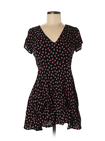 Forever 21 Casual Dress (view 1)