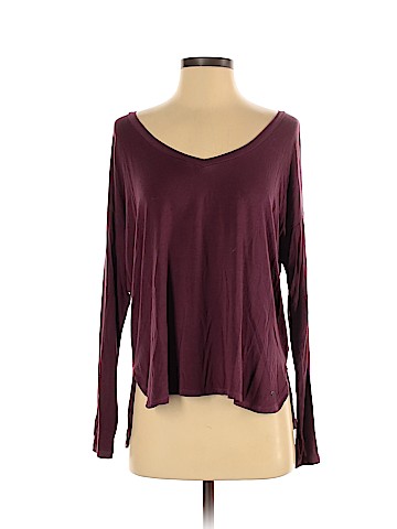 American Eagle Outfitters Long Sleeve T-Shirt (view 1)