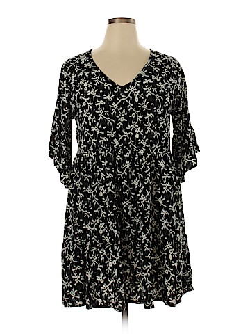 Universal Thread Casual Dress (view 1)