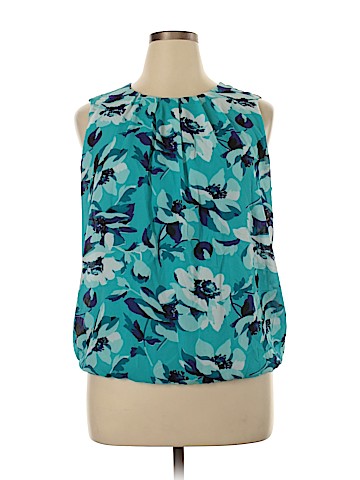 Liz Claiborne Career Sleeveless Top (view 1)
