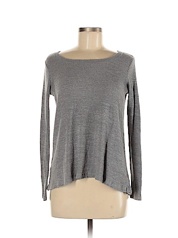 American Eagle Outfitters Pullover Sweater (view 1)