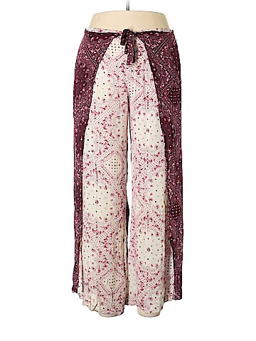 No Boundaries Casual Pants (view 1)