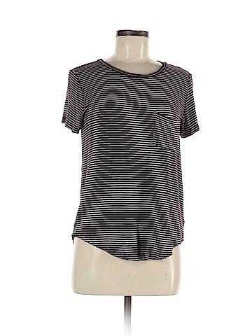 American Eagle Outfitters Short Sleeve T-Shirt (view 1)