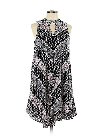 Derek Heart Casual Dress (view 1)