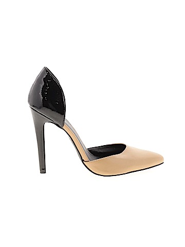 Michael Antonio Heels (view 1)