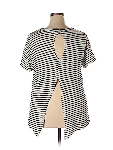 Andree by UNIT Short Sleeve Top (view 2)